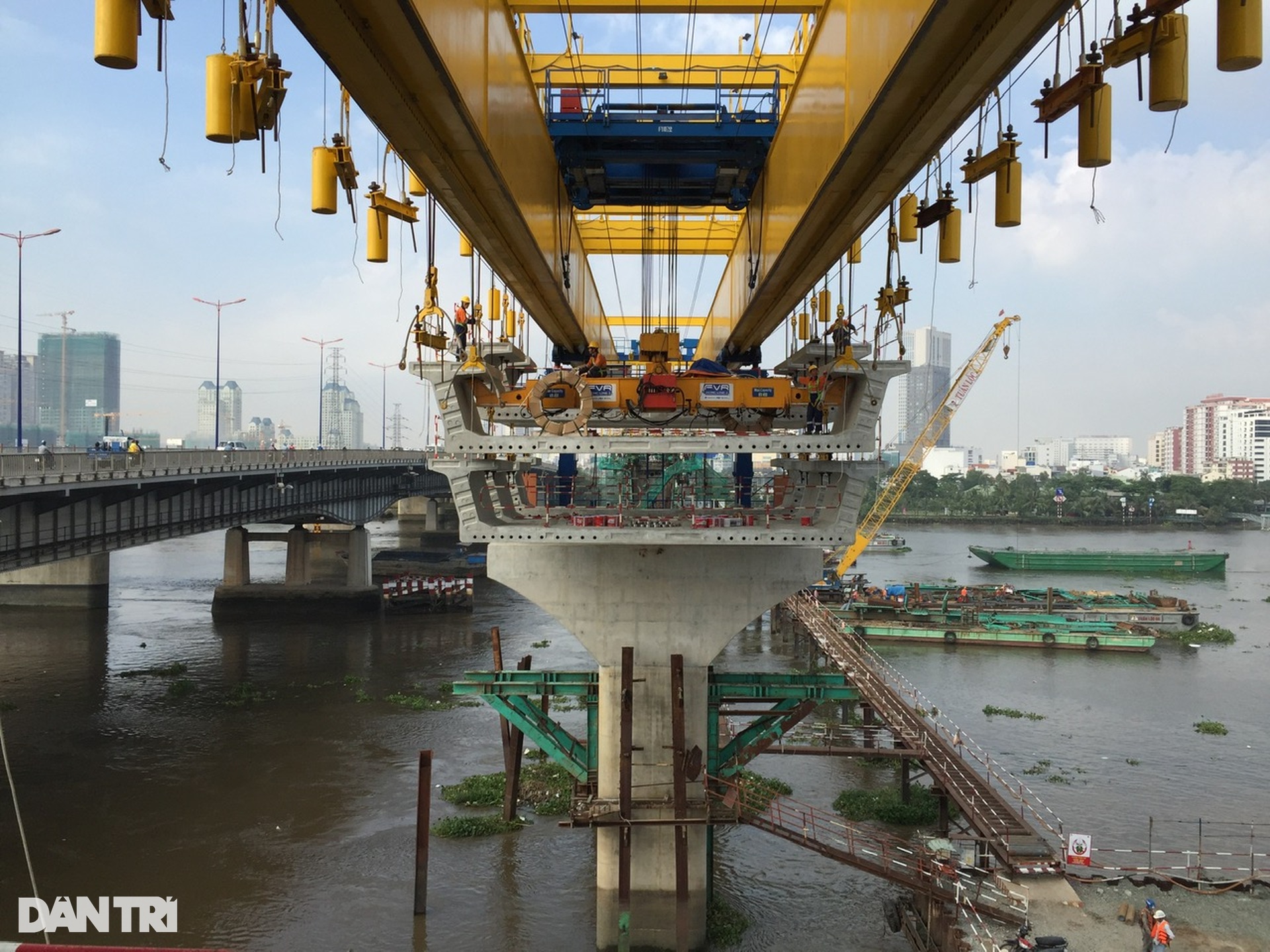 Cuộc hẹn 17 năm của tuyến metro đầu tiên ở TPHCM - 26