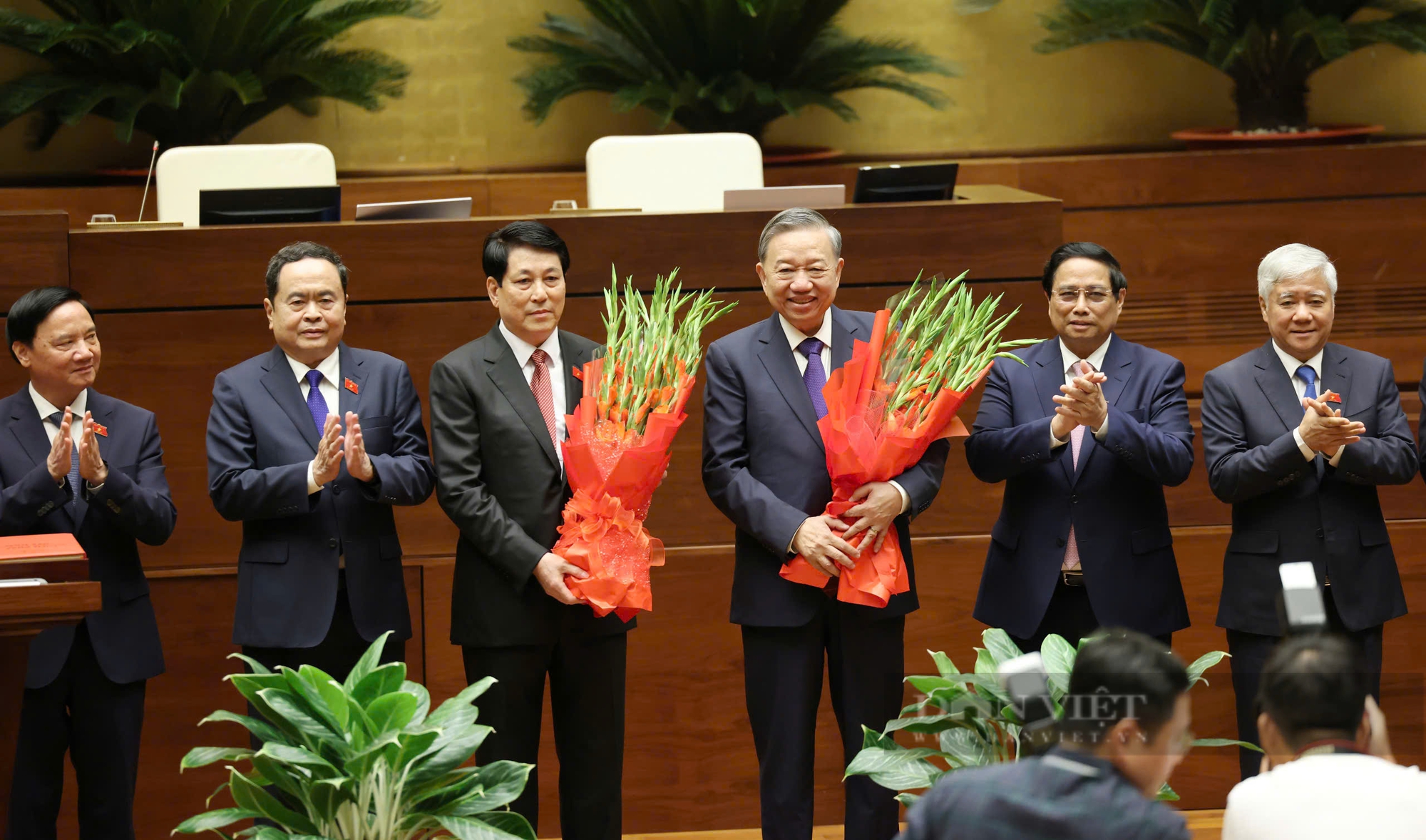 Nhìn lại năm 2024 qua những khoảnh khắc do phóng viên Dân Việt ghi lại - Ảnh 15.