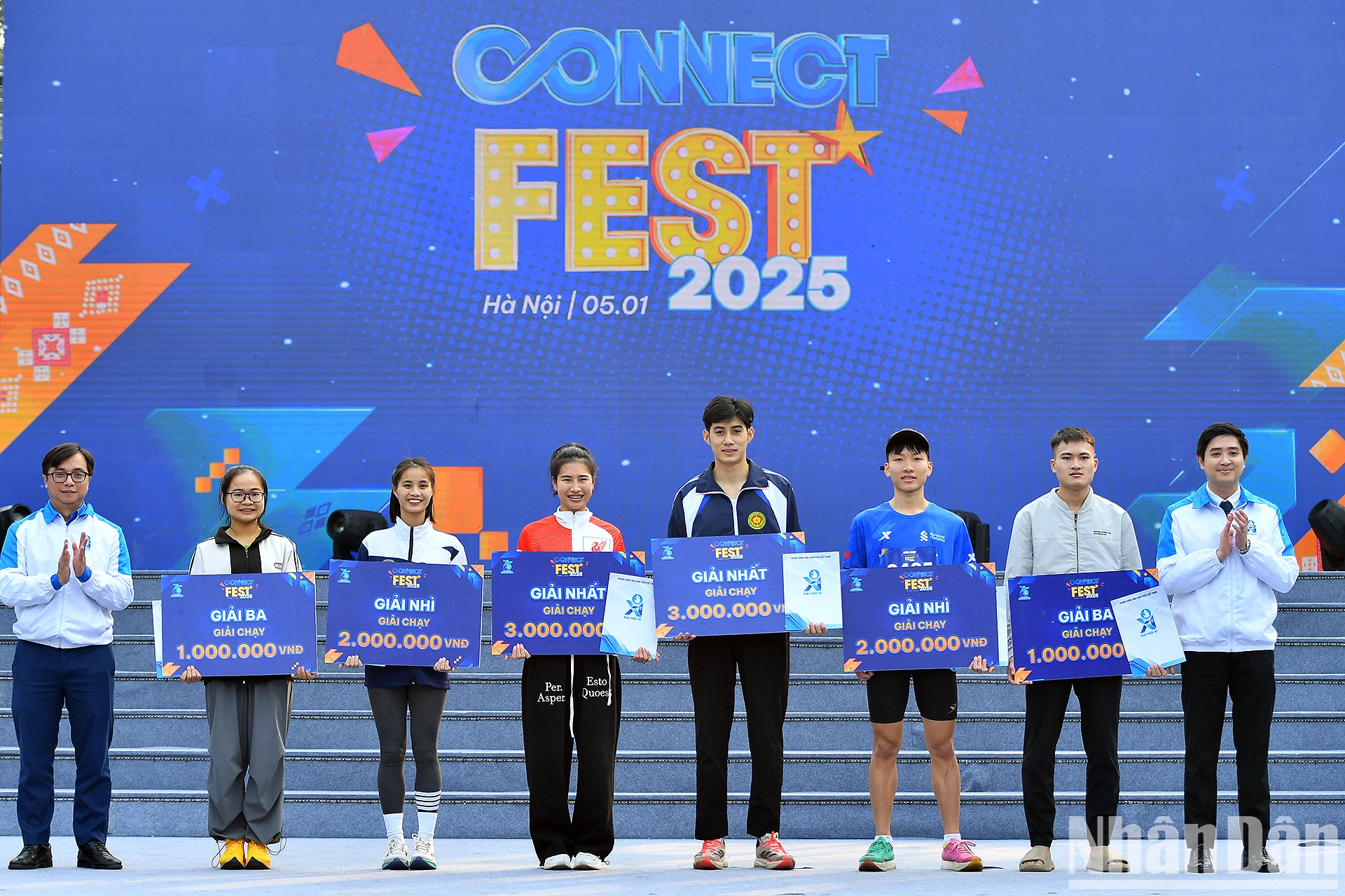 [Ảnh] Hàng nghìn bạn trẻ tham gia Ngày hội học sinh, sinh viên toàn quốc "Connect Fest" 2025 ảnh 3