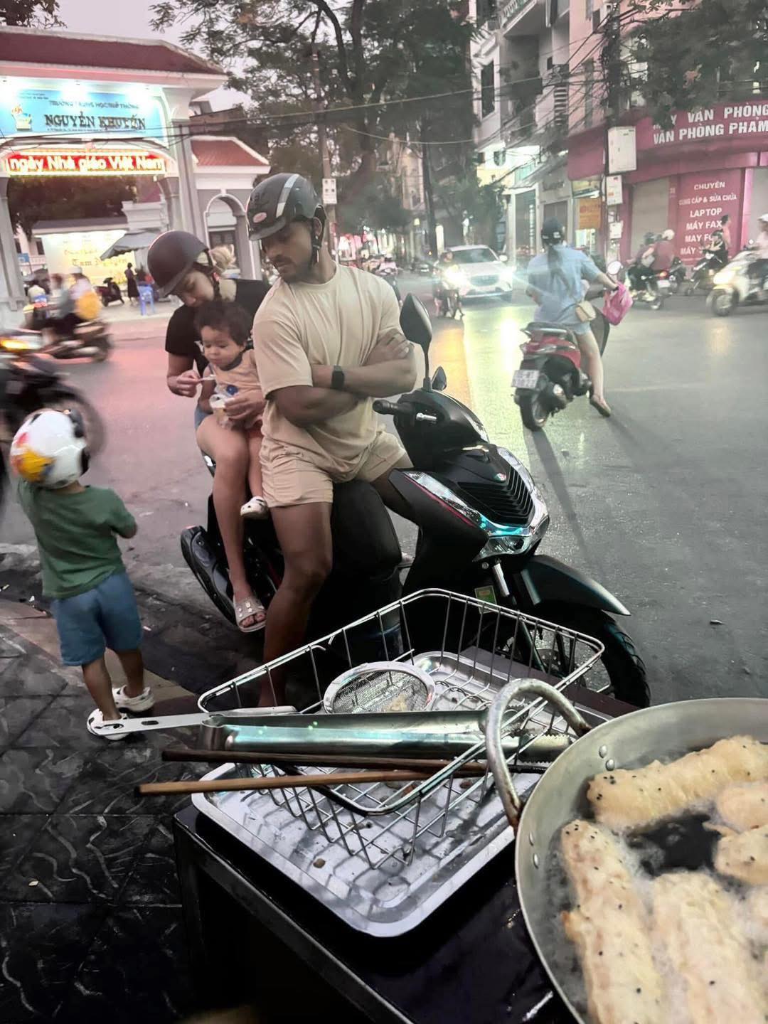 Xuất hiện 'bánh chuối chiên Xuân Son' khiến cư dân mạng đổ xô 'truy lùng'- Ảnh 4.