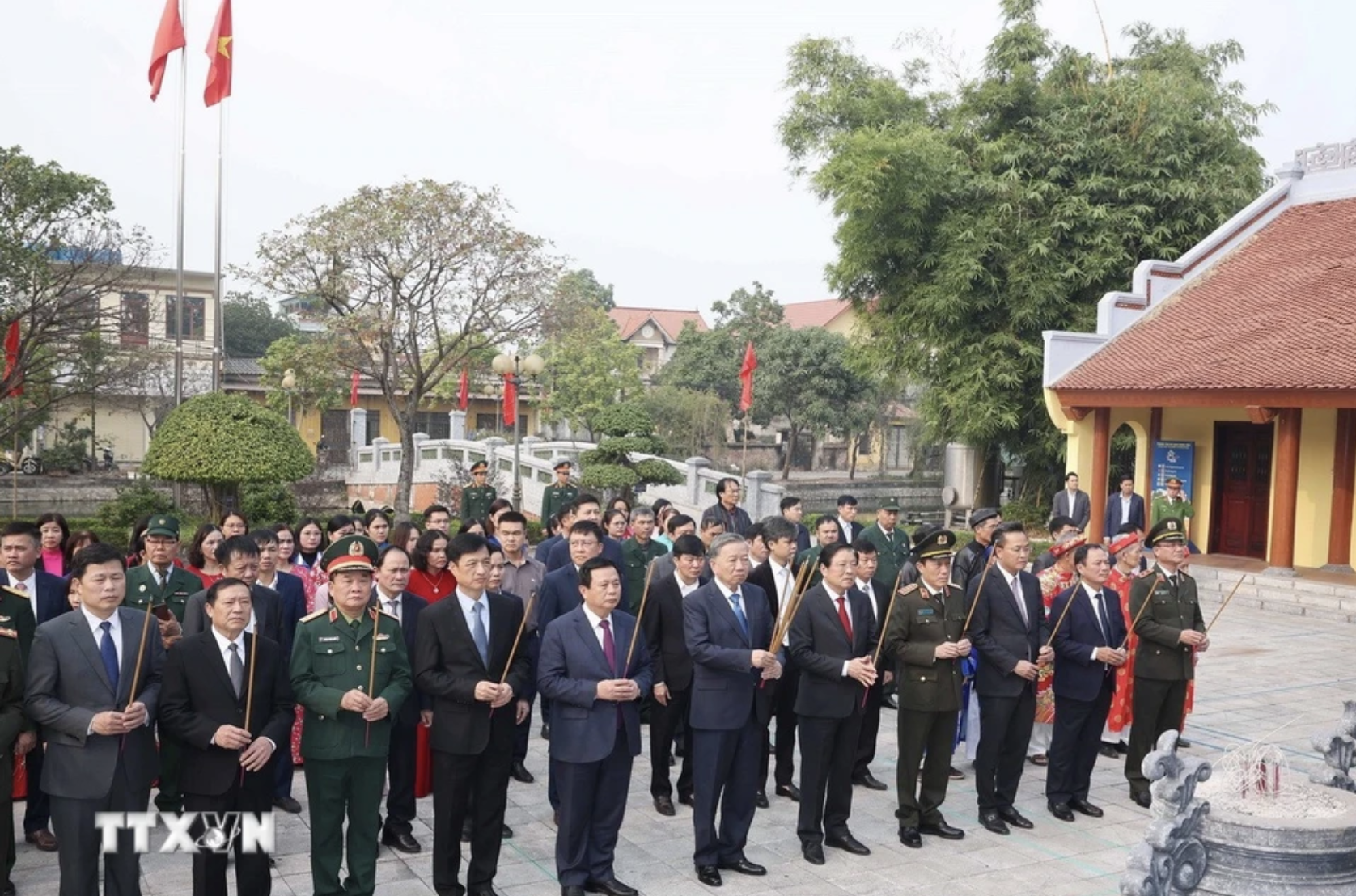 Tổng Bí thư Tô Lâm thăm và chúc Tết tại tỉnh Hưng Yên- Ảnh 11.