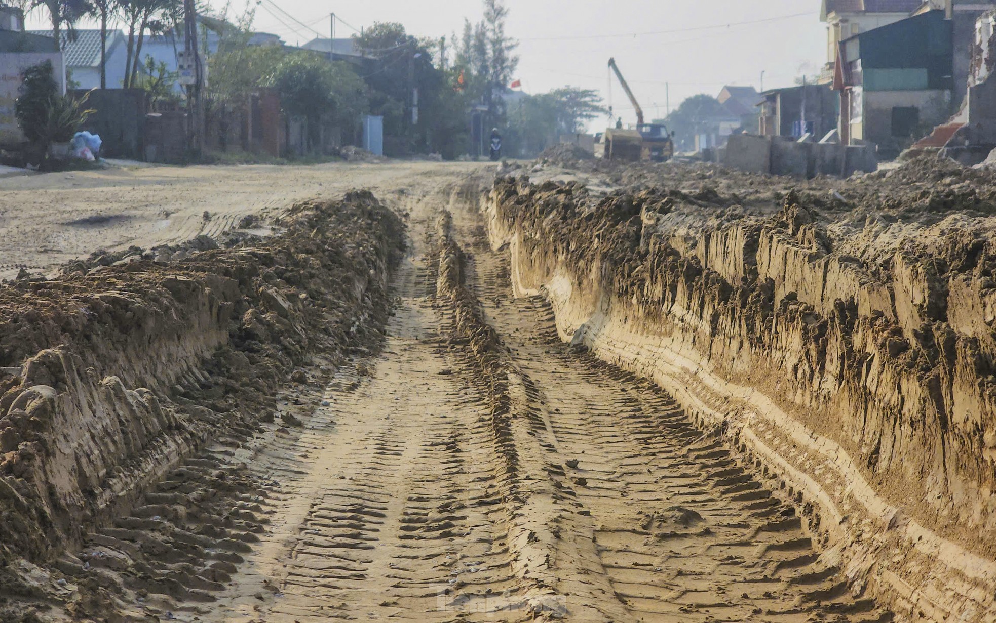 400m đường thi công trở lại sau 14 năm bị 'bỏ quên' ảnh 10