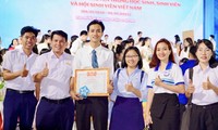 TPHCM, Bắc Giang tuyên dương Sinh viên 5 tốt