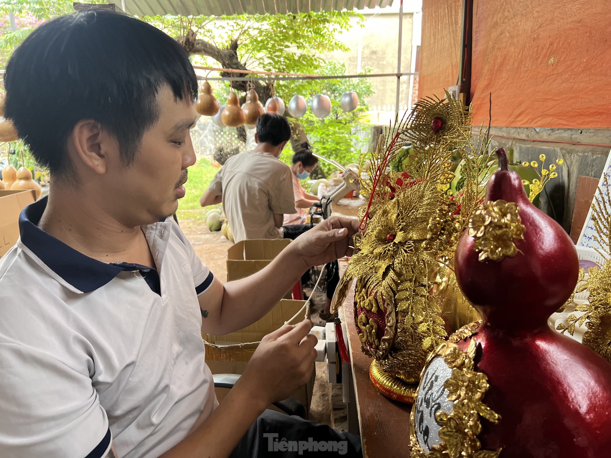 Mặt hàng Tết mà người sản xuất đã dừng nhận đơn hàng cả tháng vì… làm không xuể ảnh 9