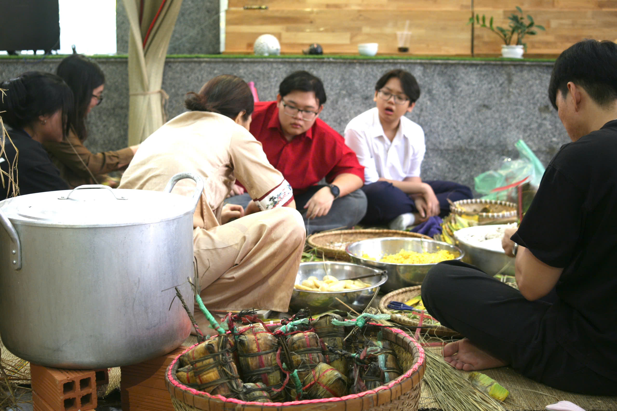 Chương trình Gieo Xuân mùa 2: Gắn kết tình thân và xây dựng tương lai cho trẻ em- Ảnh 9.