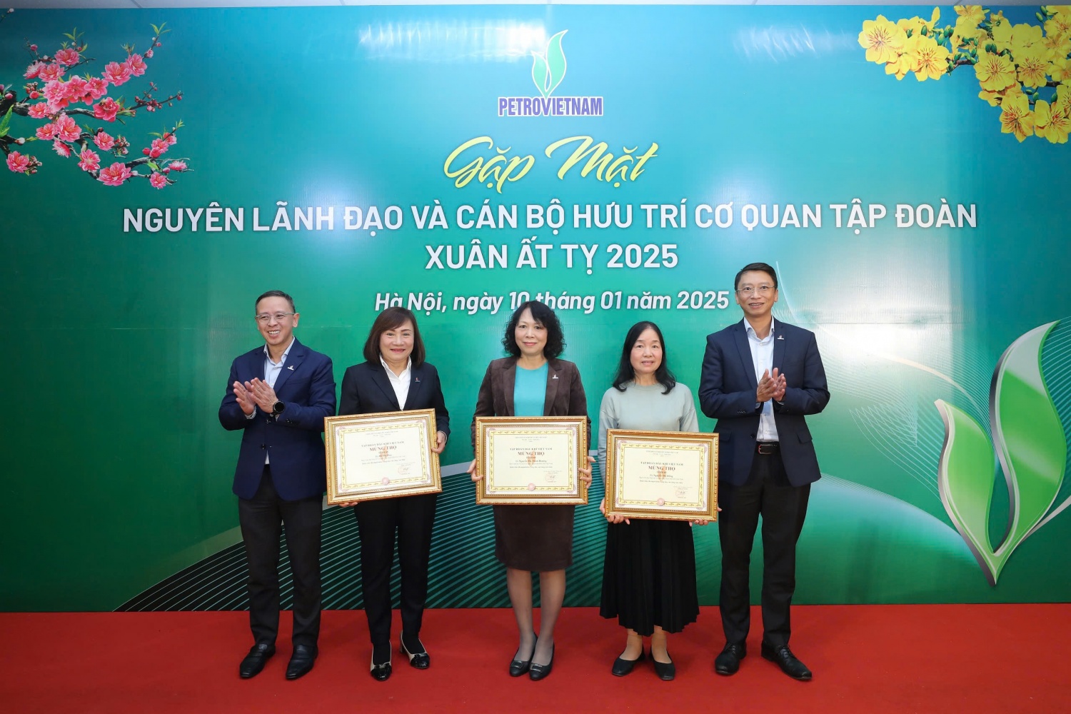 Petrovietnam gặp mặt, tri ân cán bộ hưu trí nhân dịp Xuân Ất Tỵ 2025