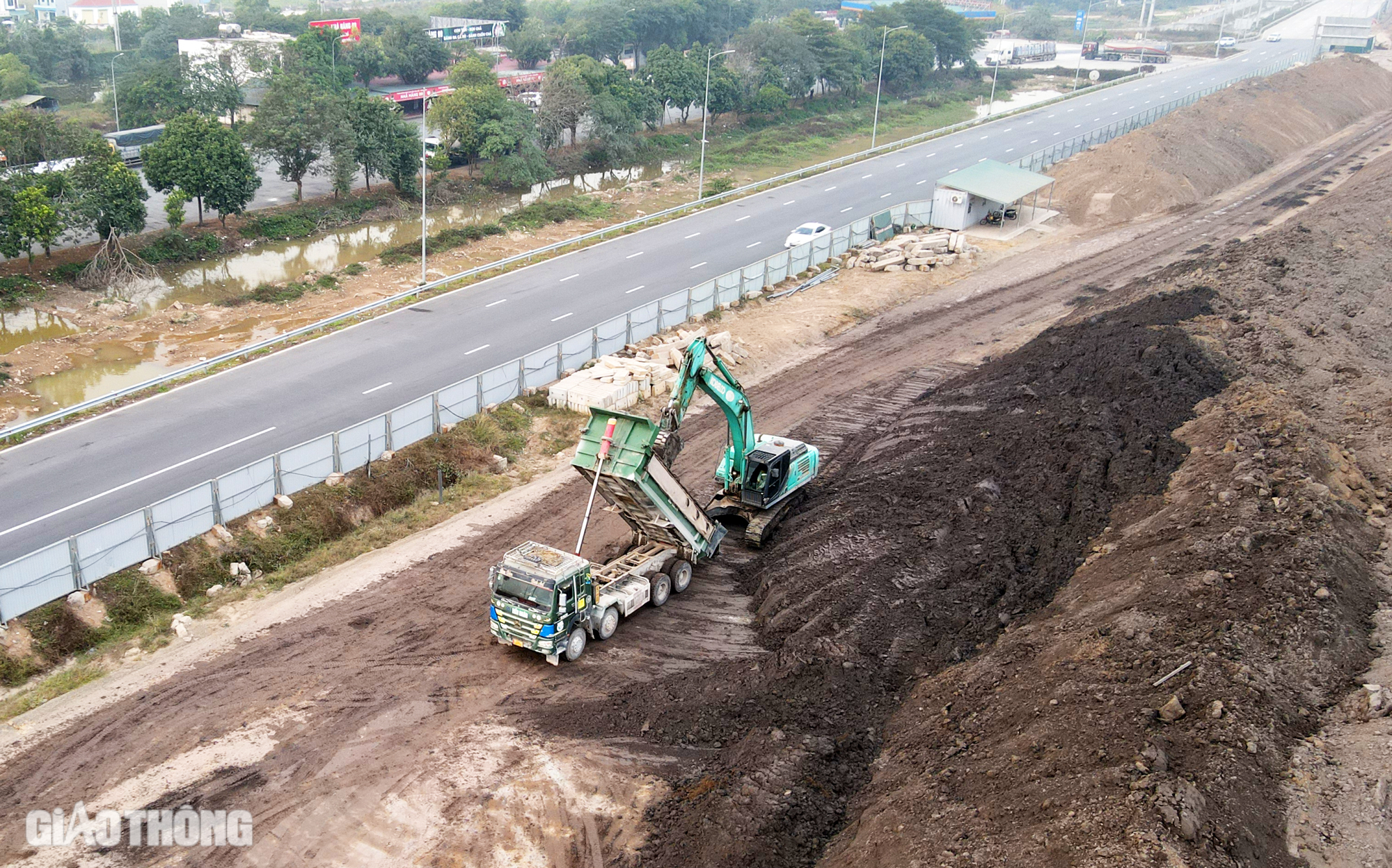 Làm xuyên Tết, quyết đưa nút giao đa tầng 1.400 tỷ ở Hà Nam về đích trước 4 tháng- Ảnh 3.