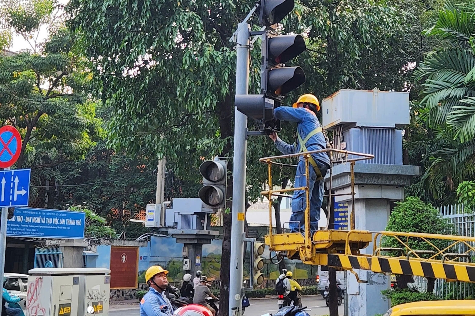 TPHCM sẽ có đánh giá, tổ chức lại tín hiệu đèn giao thông