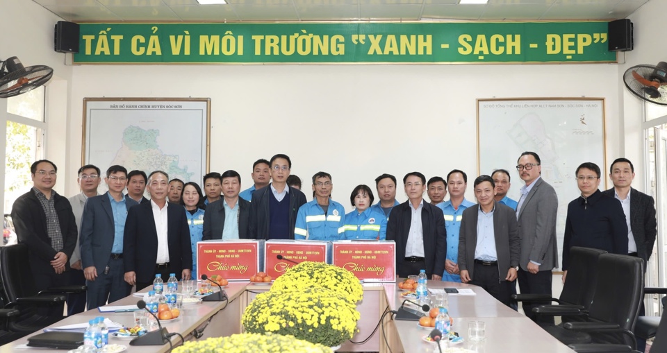 Phó Chủ tịch UBND Thành phố Hà Nội Nguyễn Trọng Đông thăm, chúc Tết tại huyện Sóc Sơn - Ảnh 1