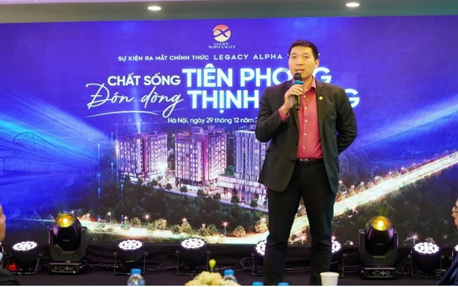 Ông Nguyễn Hữu Thanh - Phó Tổng giám đốc Tập đoàn An Thịnh xuất hiện tại sự kiện ra mắt dự án và chia sẻ về dự án với vai trò chủ đầu tư