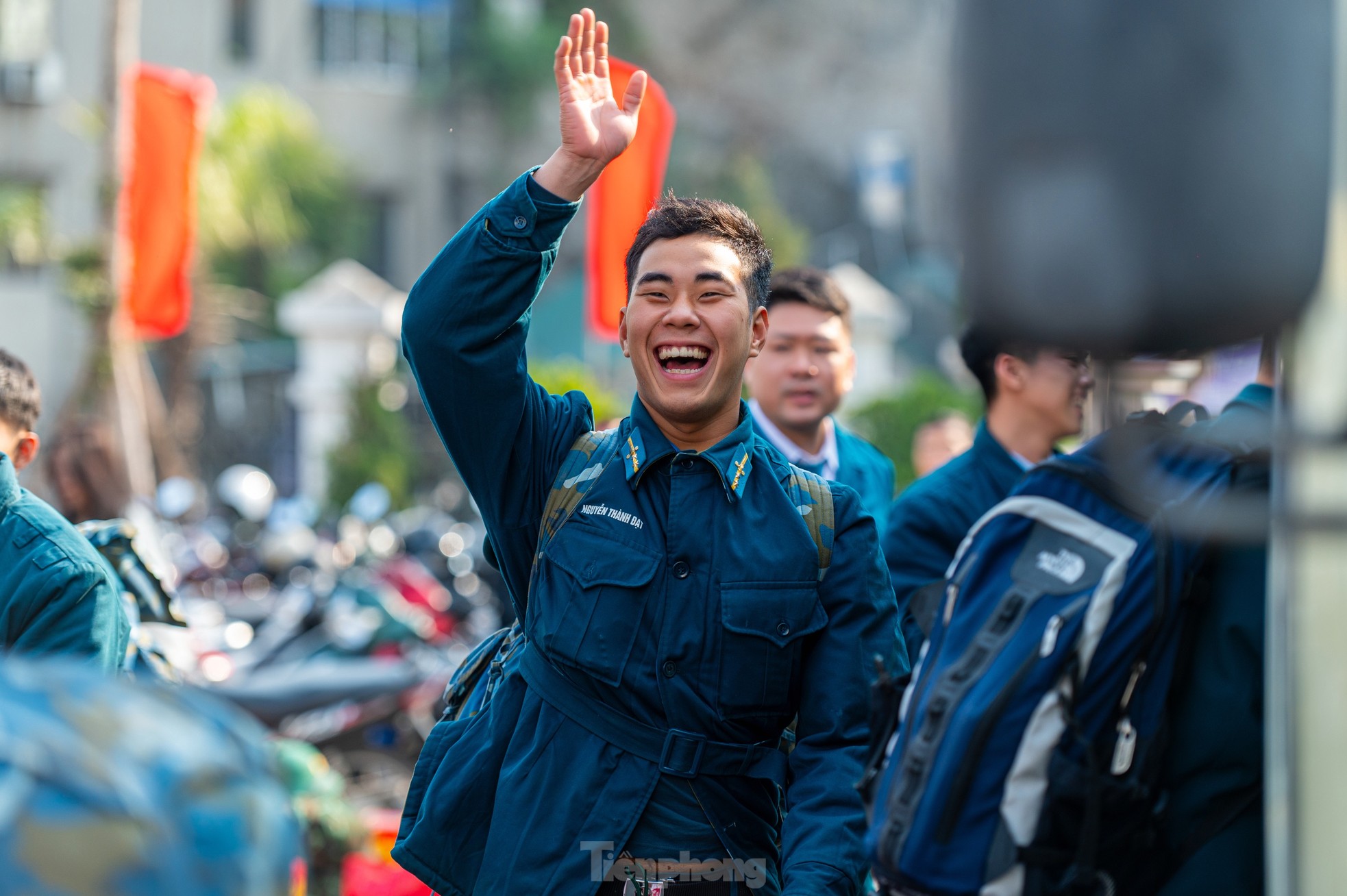 Hạ Long đón gần 400 thanh niên hoàn thành nghĩa vụ quân sự trở về ảnh 15