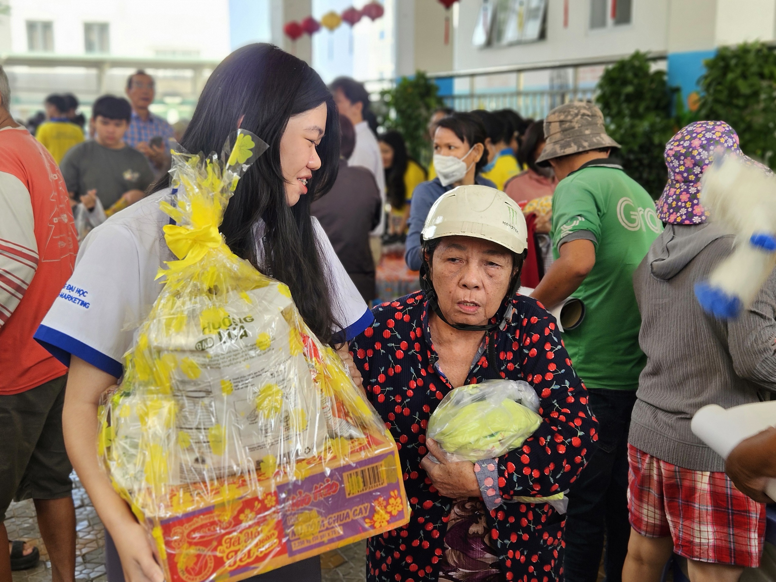 Hành động đẹp tại phiên chợ 0 đồng- Ảnh 4.