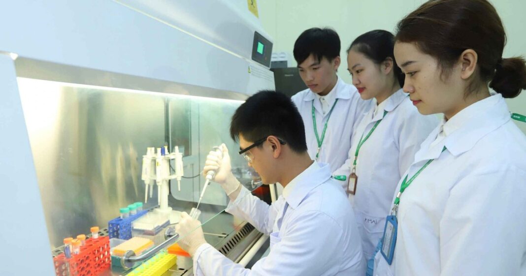 'Cởi trói' để đột phá khoa học