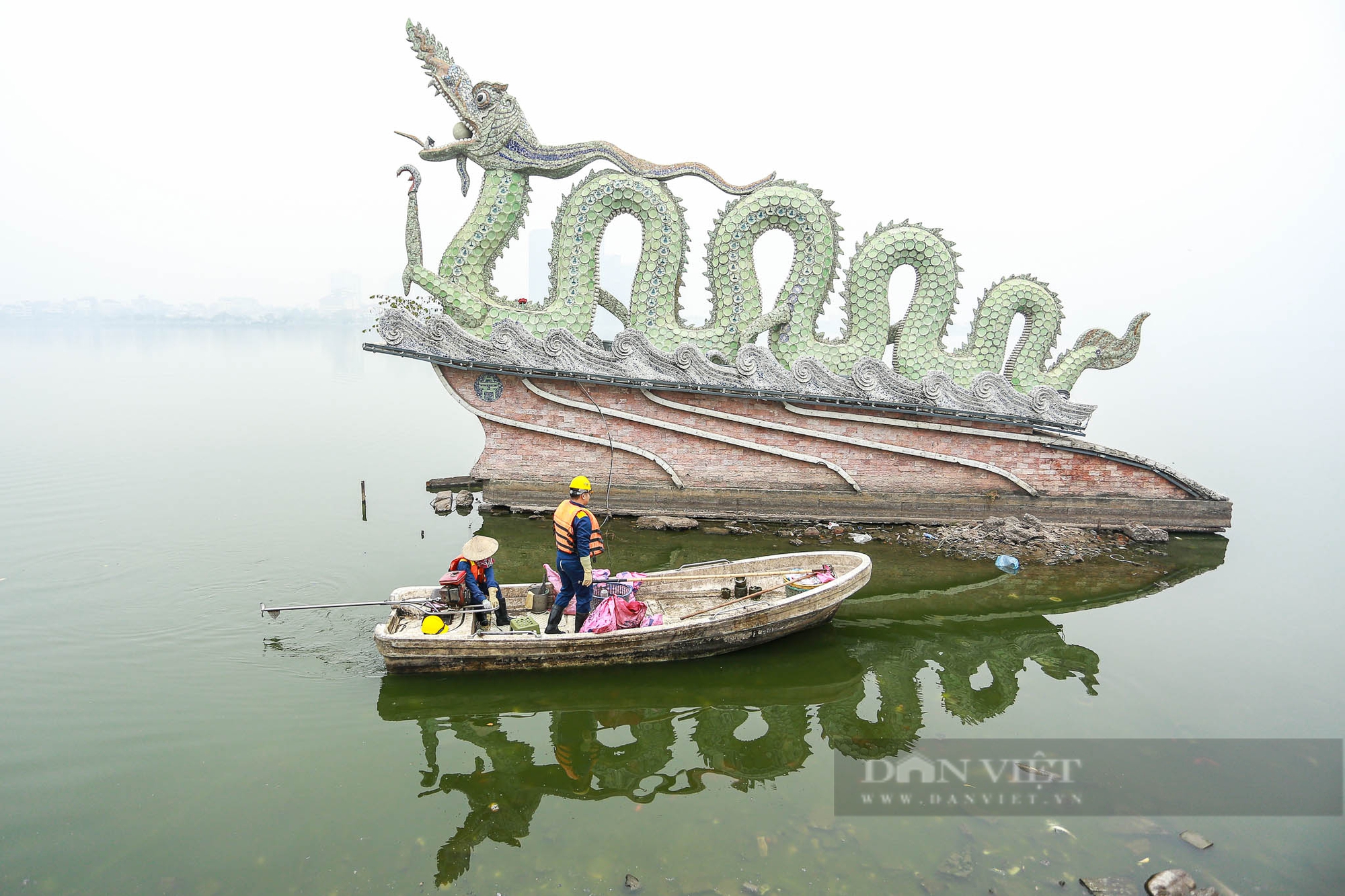 Chi nửa triệu đồng mua cá chép tiễn ông Công, ông Táo về trời tại Hà Nội- Ảnh 13.