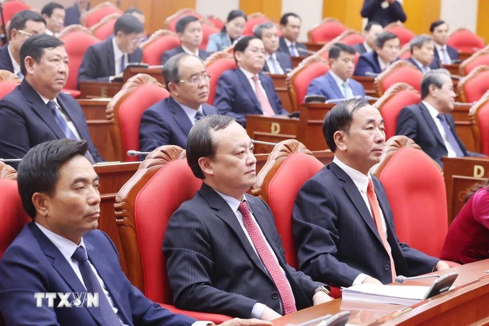 Caacute;c đại biểu tham dự phiecirc;n bế mạc