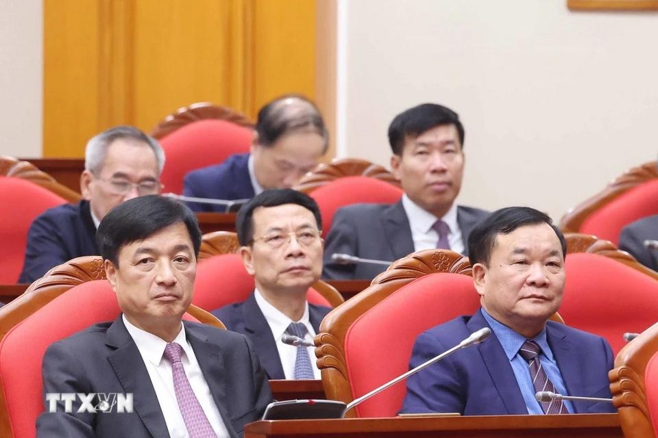 Caacute;c đại biểu tham dự phiecirc;n bế mạc
