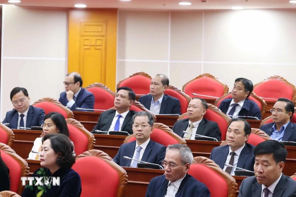 Caacute;c đại biểu tham dự phiecirc;n bế mạc
