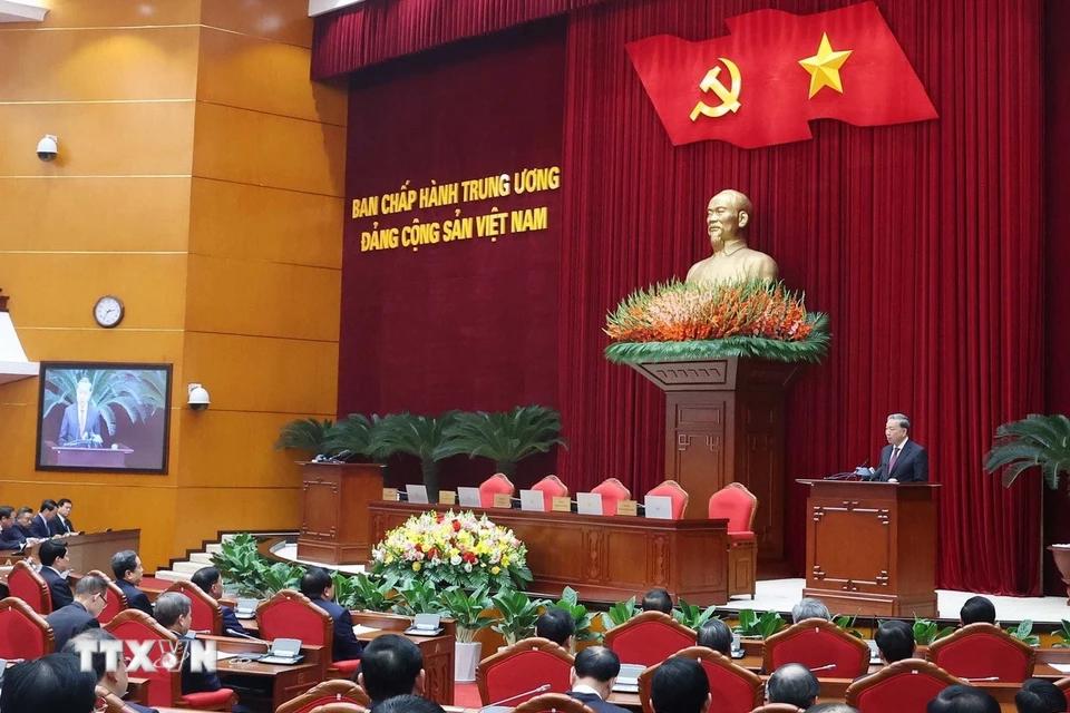 Tổng Biacute; thư Tocirc; Lacirc;m phaacute;t biểu bế mạc Hội nghị Ban Chấp hagrave;nh Trung ương Đảng khoaacute; XIII