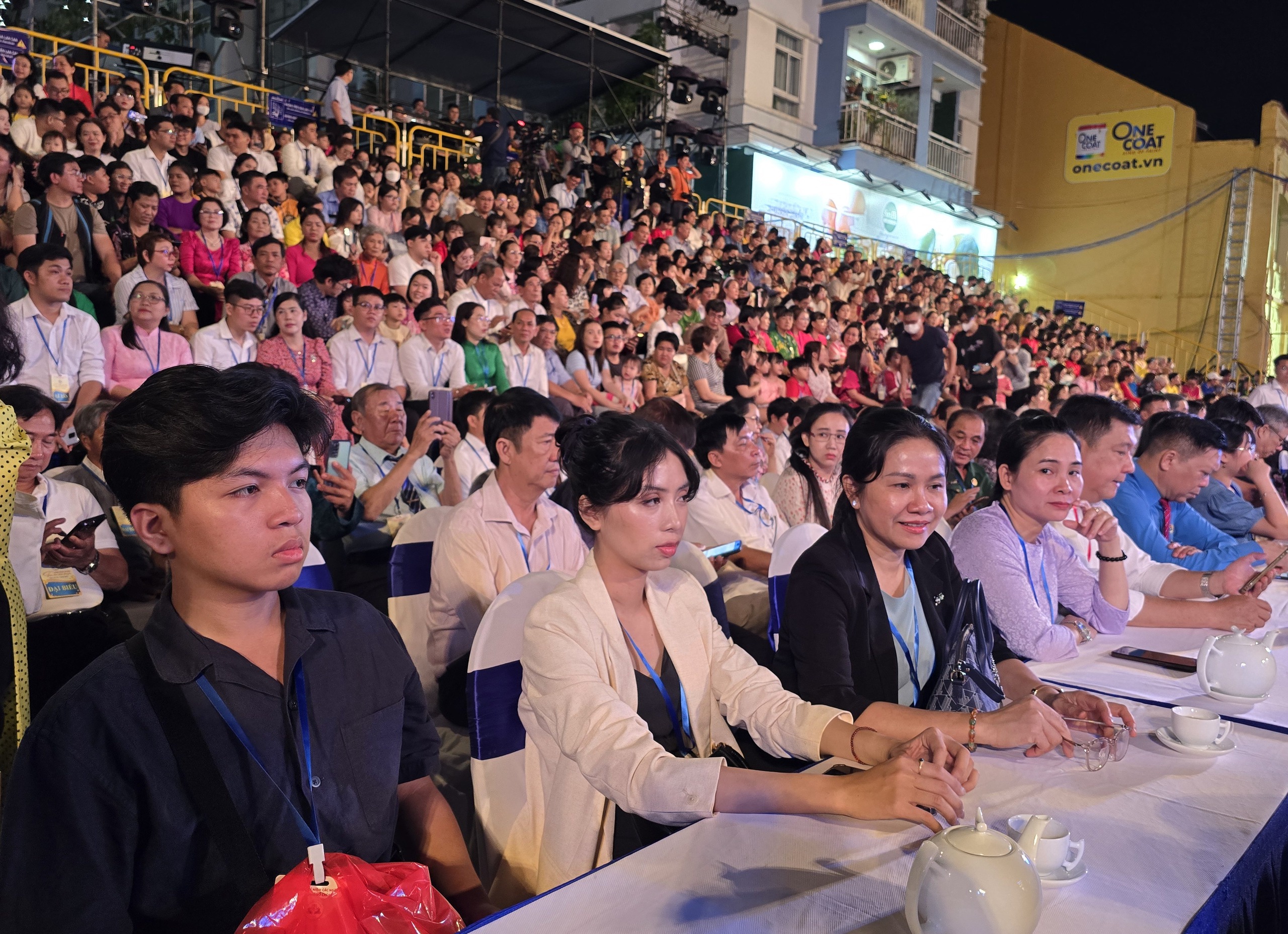 TP HCM: Khai mạc chợ hoa xuân TP HCM: Khai mạc chợ hoa xuân