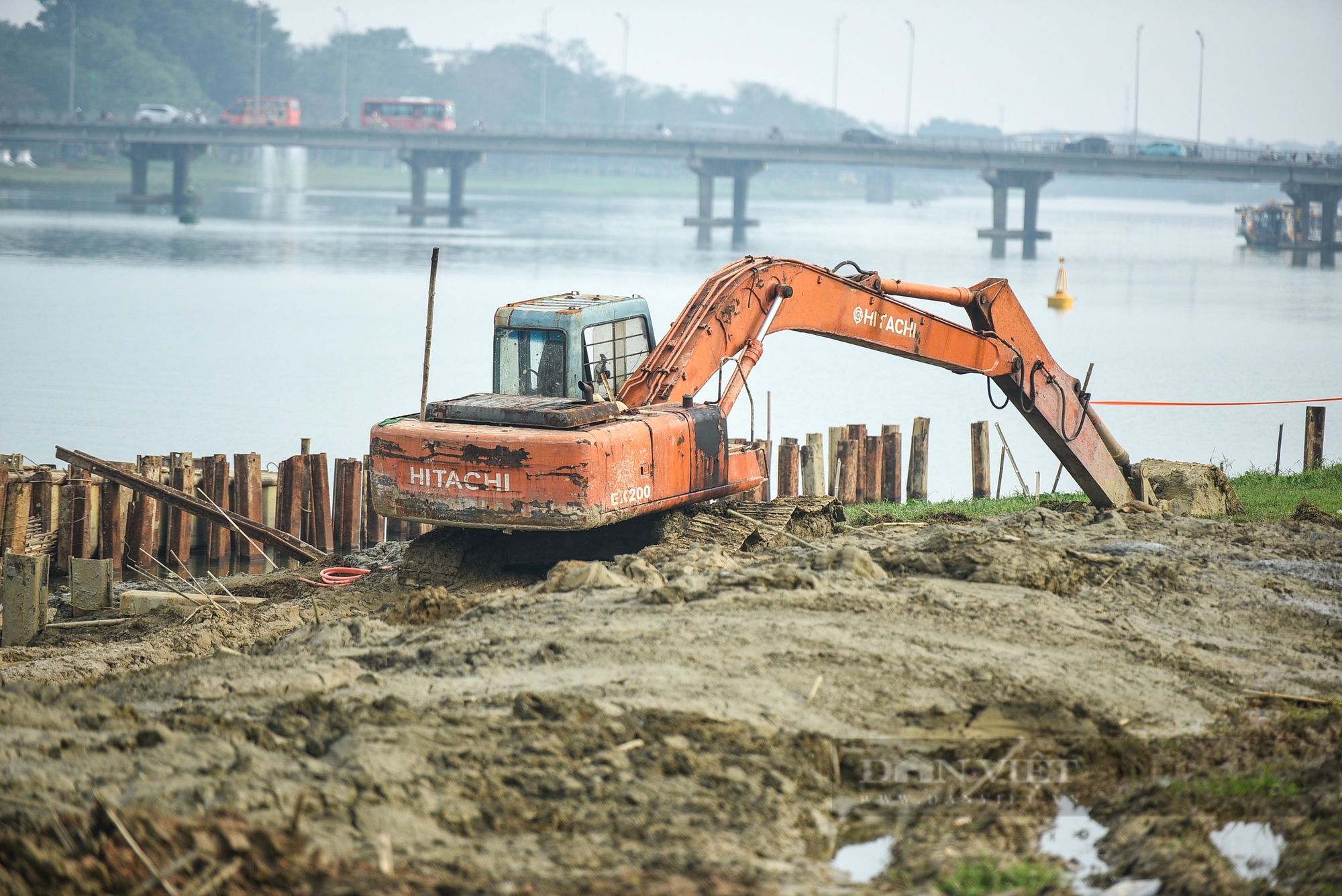 Cận cảnh khu vực xây dựng sân khấu ngoài trời hàng chục tỷ đồng ở Huế- Ảnh 6.