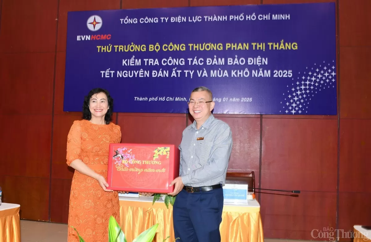 Bộ Công Thương kiểm tra công tác đảm bảo cấp điện Tết