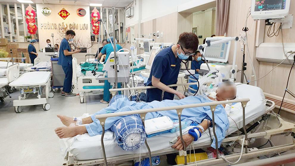 Công tác chăm sóc, đảm bảo giữ ấm cho người bệnh tại Trung tâm Cấp cứu A9 luôn được chú trọng.