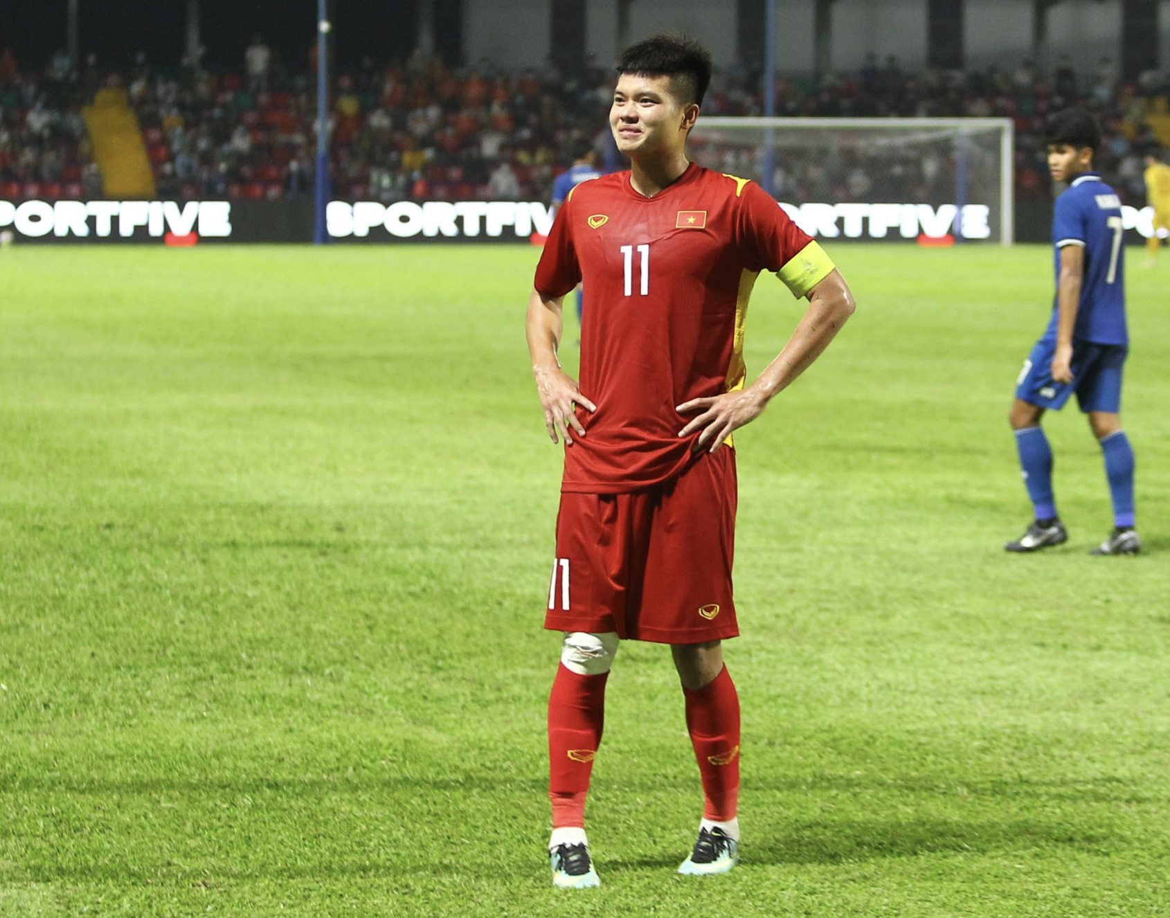 Đi tìm cầu thủ tuổi Tỵ đắt giá nhất V-League, có nhân vật dễ gây nhầm lẫn! - Ảnh 5. Đi tìm cầu thủ tuổi Tỵ đắt giá nhất V-League, có nhân vật dễ gây nhầm lẫn! - Ảnh 5.