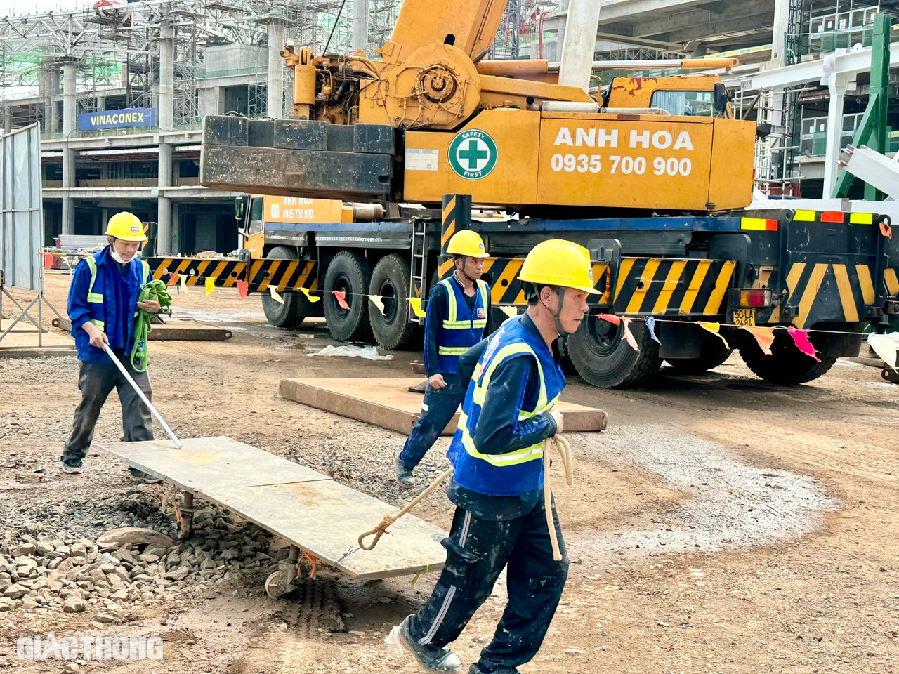 Xuyên Tết Ất Tỵ trên công trường siêu sân bay Long Thành- Ảnh 8.