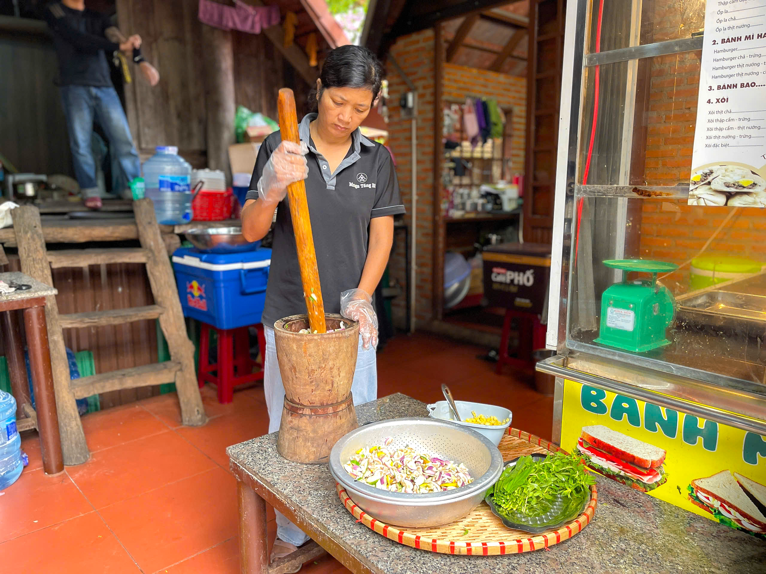 Tết này lên Tây nguyên ăn vếch bò- Ảnh 2.