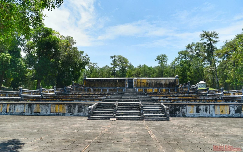 Lăng Gia Long, nơi an nghỉ của vị vua đầu tiên triều Nguyễn