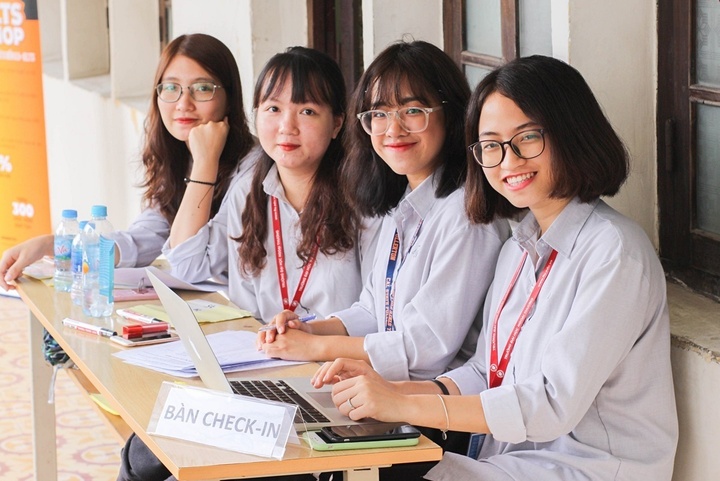Nữ giới học giỏi khối C có nhiều sự lựa chọn về ngành nghề. (Ảnh minh họa)