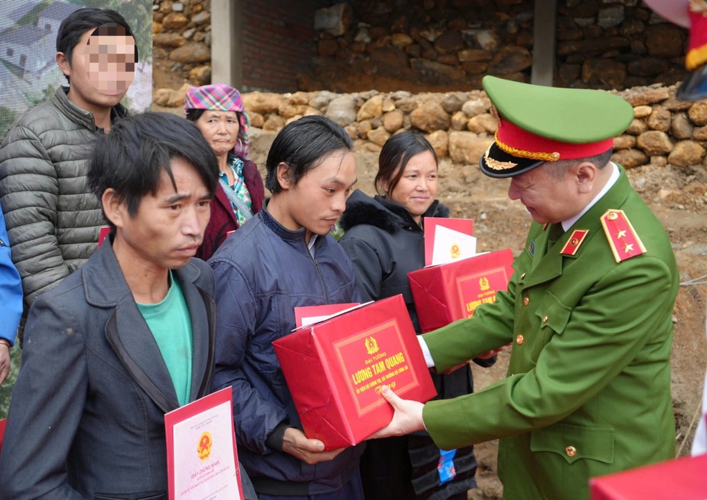 Bộ Công an khánh thành 2 khu tái định cư tại Lào Cai - 1