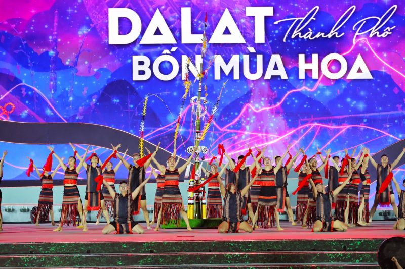 Lâm Đồng: Đà Lạt nhiều chương trình hấp dẫn thu hút du khách Tết Nguyên đán Ất Tỵ 2025 - Ảnh 1. Lâm Đồng: Đà Lạt nhiều chương trình hấp dẫn thu hút du khách Tết Nguyên đán Ất Tỵ 2025 - Ảnh 1.