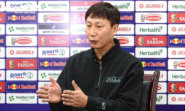 HLV Kim Sang-sik muốn giúp ĐT Việt Nam tiến xa hơn sau chức vô địch AFF Cup 2024