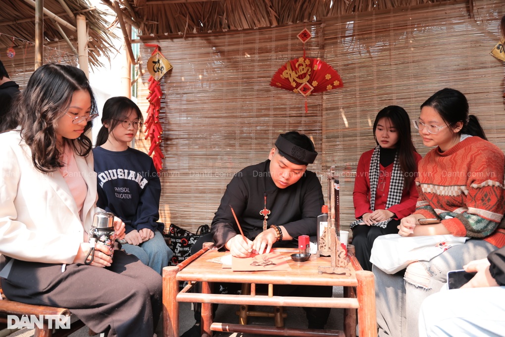 Khai bút đầu xuân nên viết gì để may mắn? - 1 Khai bút đầu xuân nên viết gì để may mắn? - 1