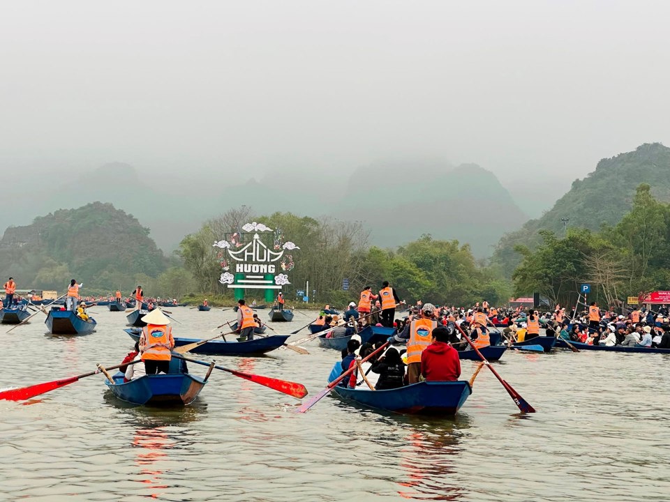 Lễ khai hội chùa Hương được tổ chức vào ngày 3/2/2025 (tức ngày mùng 6 tháng Giêng).