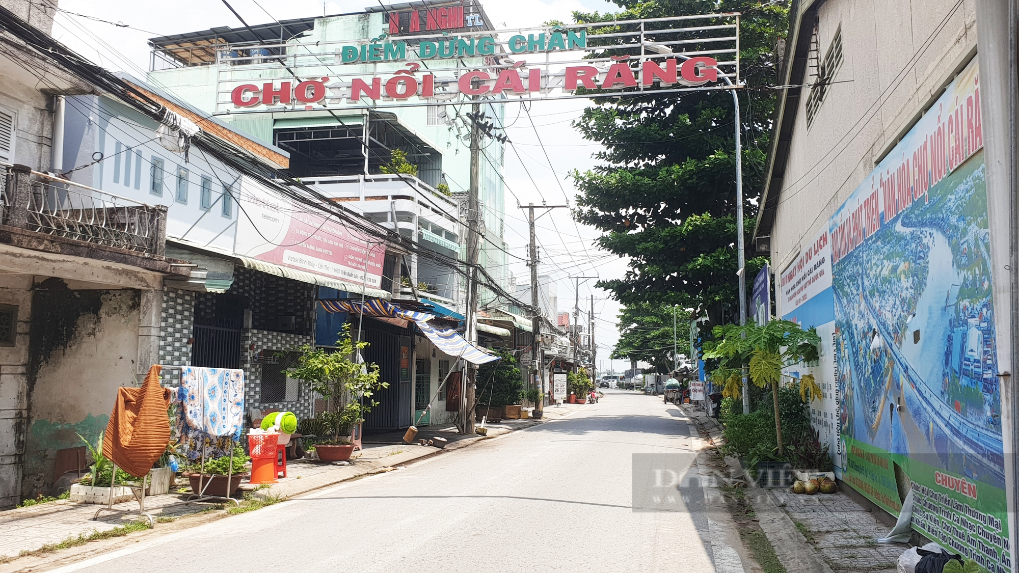 Chợ hoa Xuân tại chợ nổi Cái Răng (Cần Thơ): Miễn phí mặt bằng, điện, nước cho người dân bán hoa kiểng Tết - Ảnh 2.