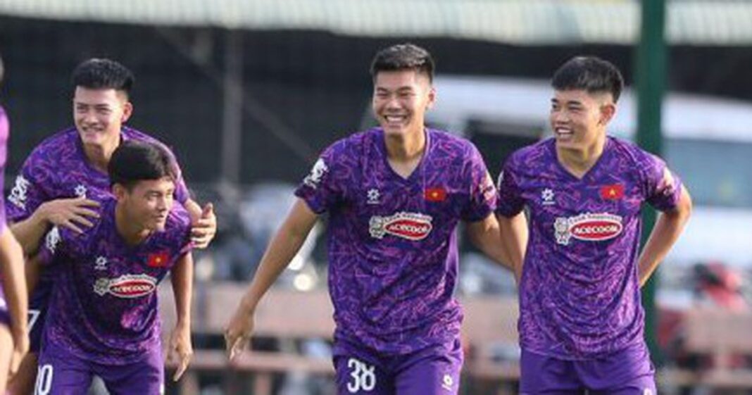 Ông Kim cần thêm những 'cây sào'