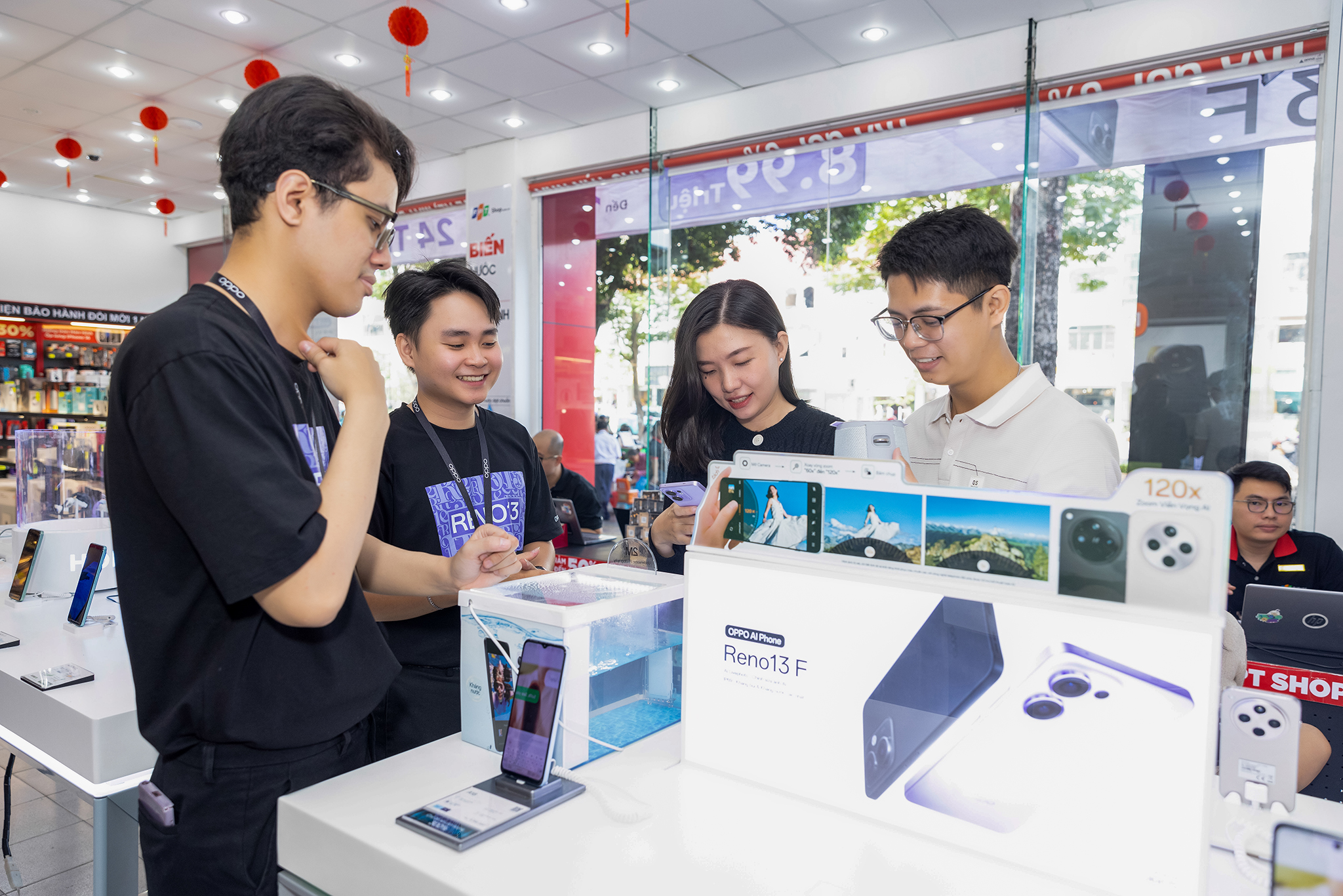 Oppo Reno13 Series thu hút hơn 20.000 người sở hữu trước ngày mở bán- Ảnh 1.