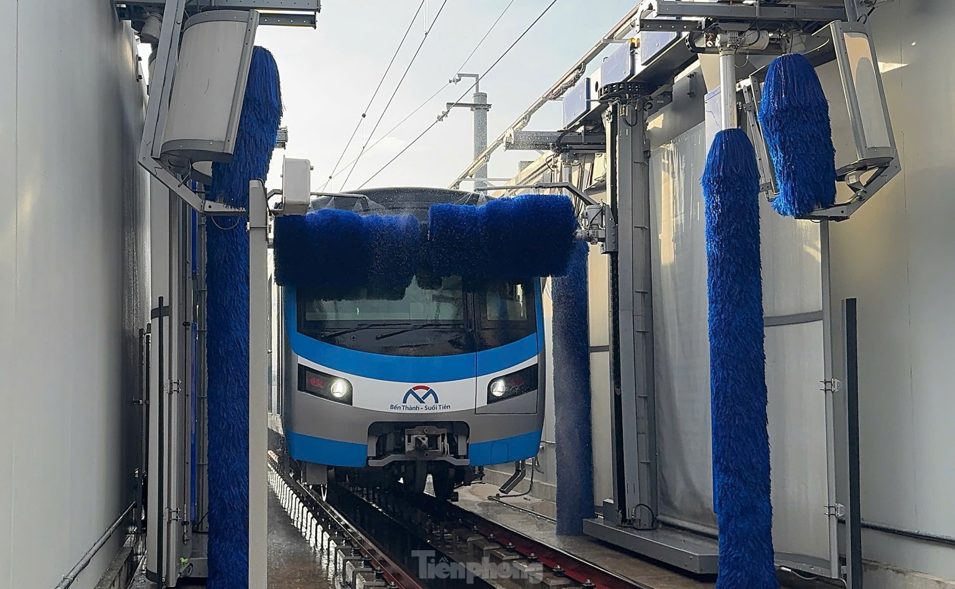 Tận thấy công nghệ rửa tàu tự động hiện đại của tuyến metro TPHCM ảnh 1