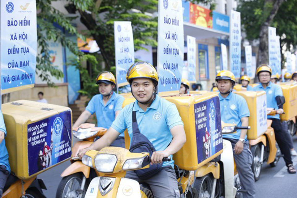 Hà Nội ra quân tuyên truyền, vận động, phát triển người tham gia BHXH tự nguyện, BHYT hộ gia đình.