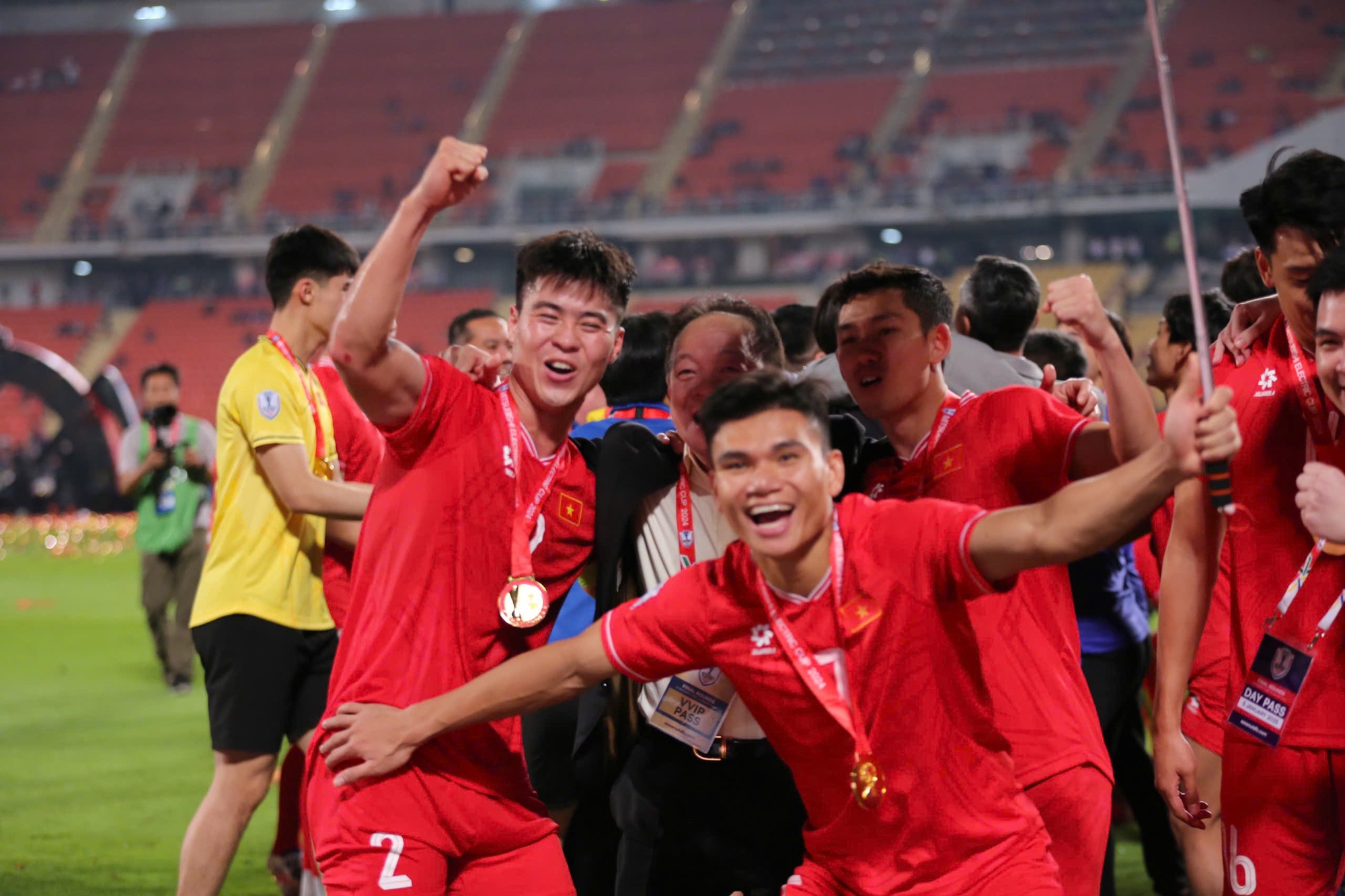 Thiếu Xuân Son, cuộc chạy đua danh hiệu ở V-League vẫn còn nguyên tính gay cấn
- Ảnh 1.