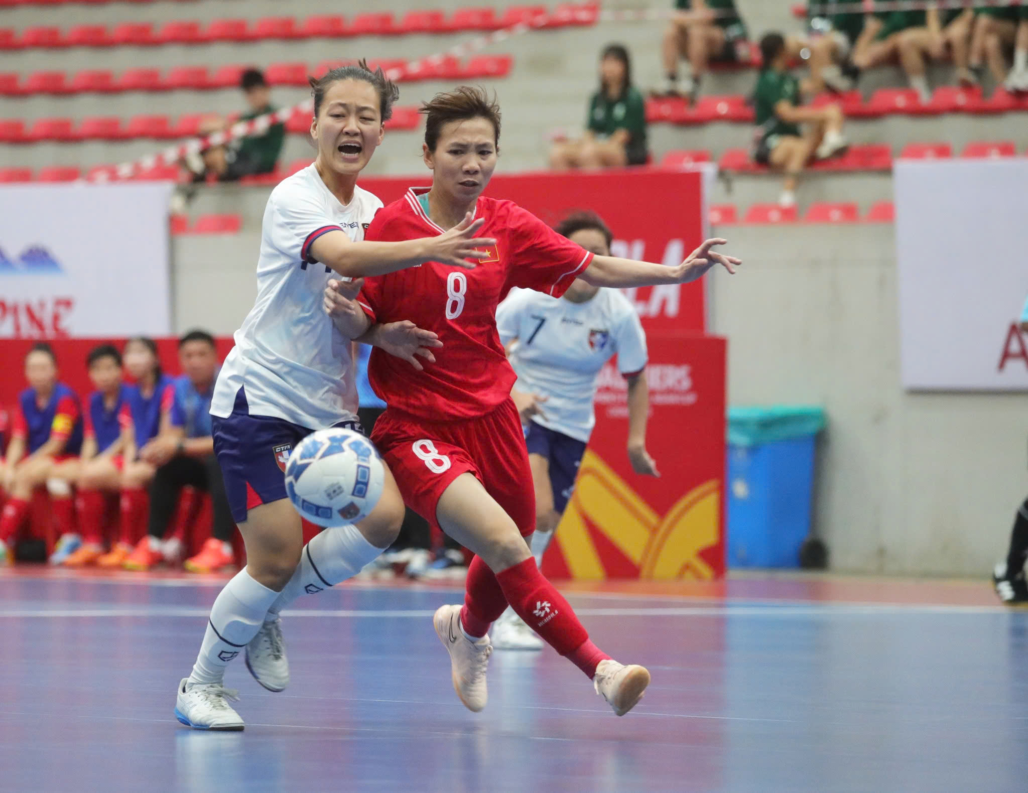 Tuyển futsal nữ Việt Nam giành vé dự Asian Cup- Ảnh 1.