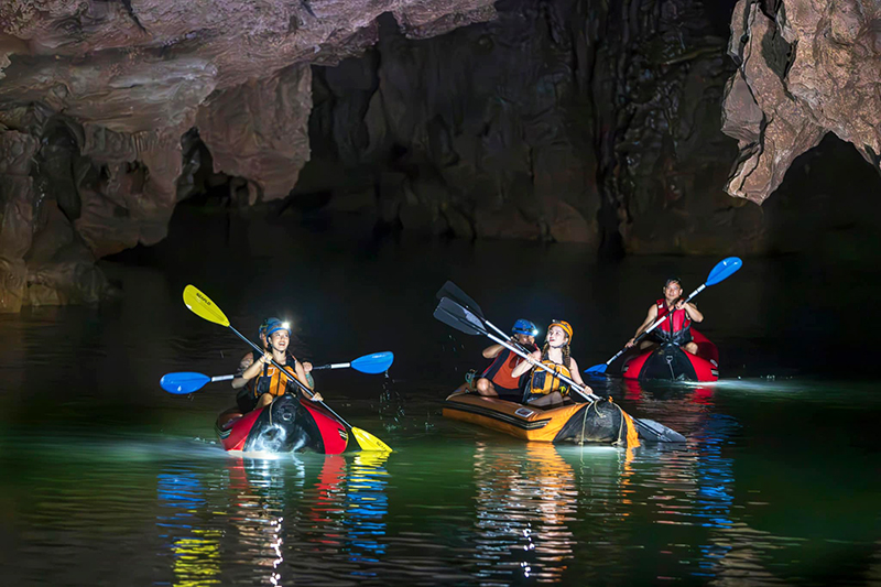 Hang động ở Phong Nha-Kẻ Bàng có tổng chiều dài 243 km -0