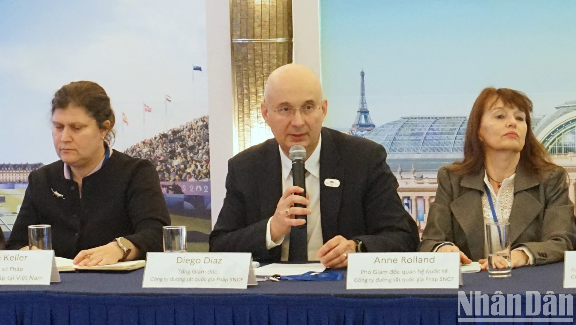 បារាំងសន្យារួមដំណើរជាមួយវៀតណាមក្នុងការអភិវឌ្ឍន៍ផ្លូវរថភ្លើងល្បឿនលឿន រូបថត ៣