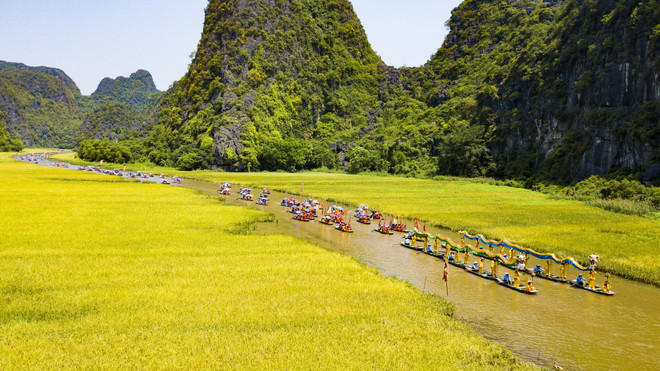 tam coc mua vang.jpg