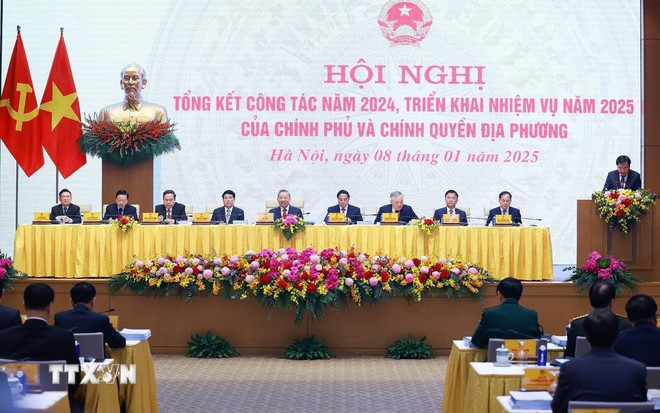 ttxvn-hoi-nghi-tong-ket-cong-tac-nam-2024-trien-khai-nhiem-vu-nam-2025-thu-tuong-pham-minh-chinh-0801-2.jpg