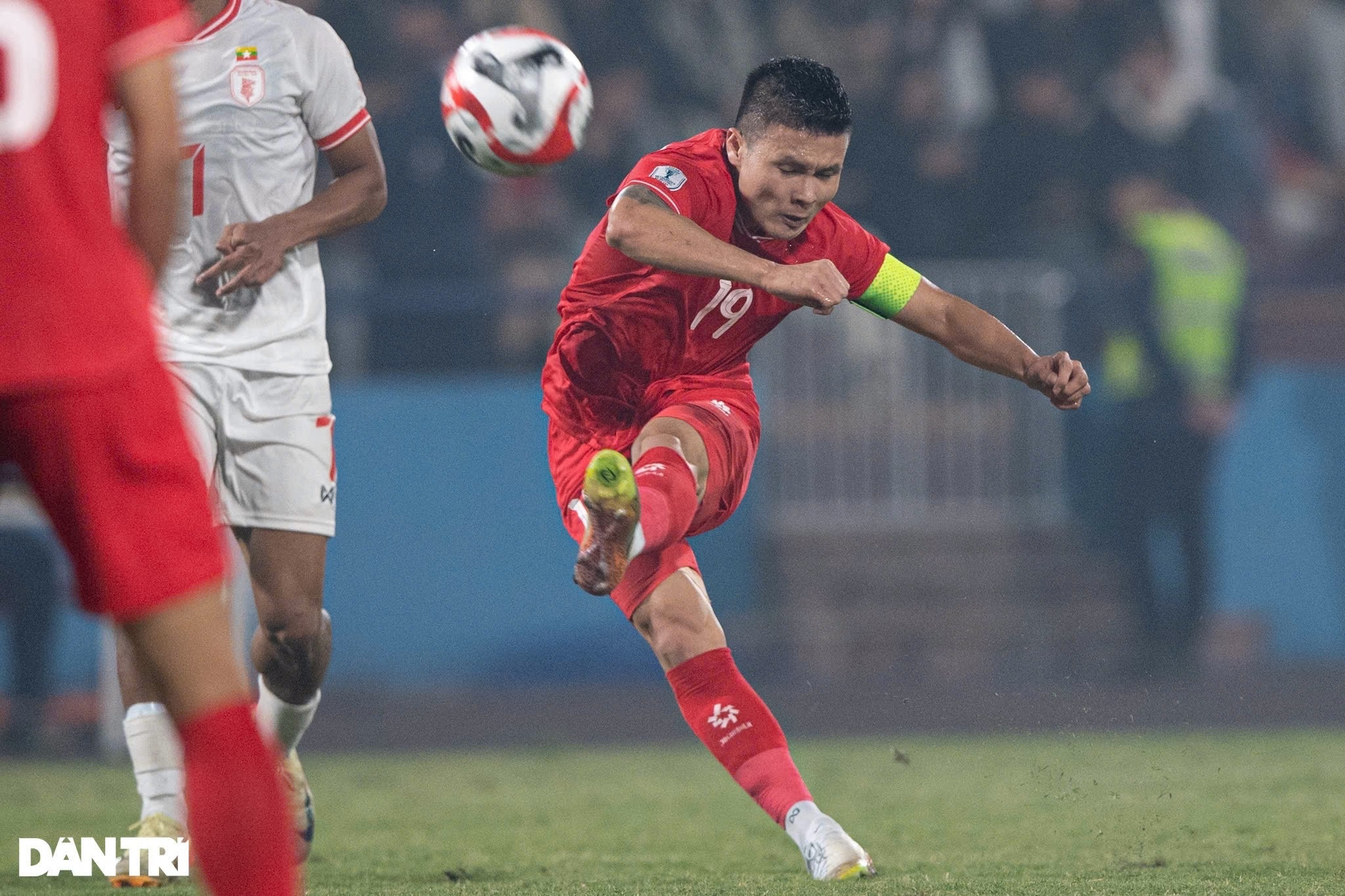 Bóng đá Việt Nam năm 2025: Tương lai bắt đầu từ AFF Cup - 6