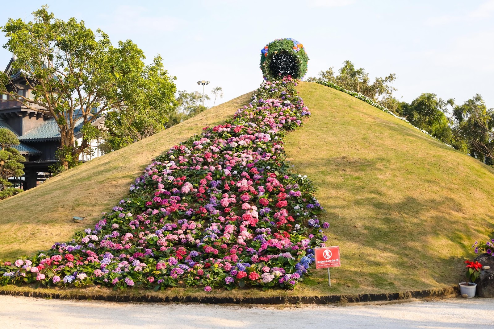 Sun World Ha Long hút khách những ngày đầu xuân Ất Tỵ - Ảnh 4. Sun World Ha Long hút khách những ngày đầu xuân Ất Tỵ - Ảnh 4.