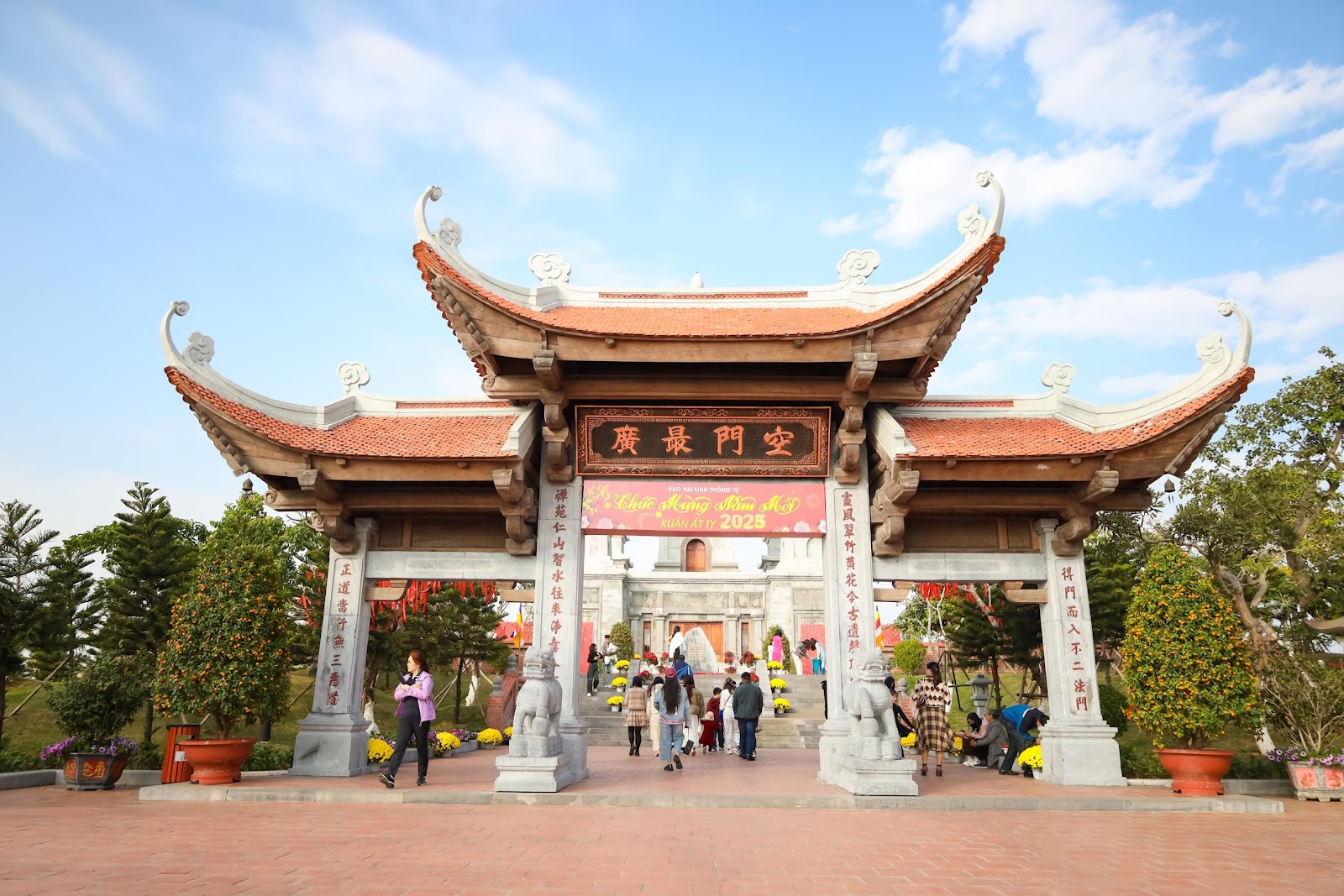 Sun World Ha Long hút khách những ngày đầu xuân Ất Tỵ - Ảnh 7. Sun World Ha Long hút khách những ngày đầu xuân Ất Tỵ - Ảnh 7.